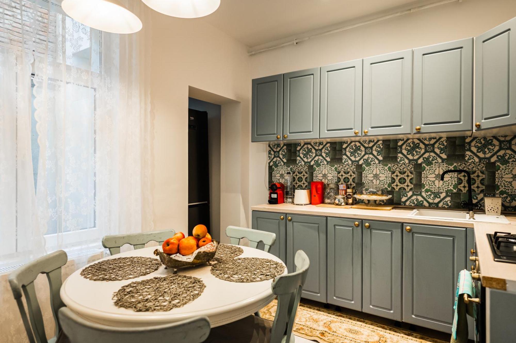 Appartamento Lara'S Loft Braşov Esterno foto