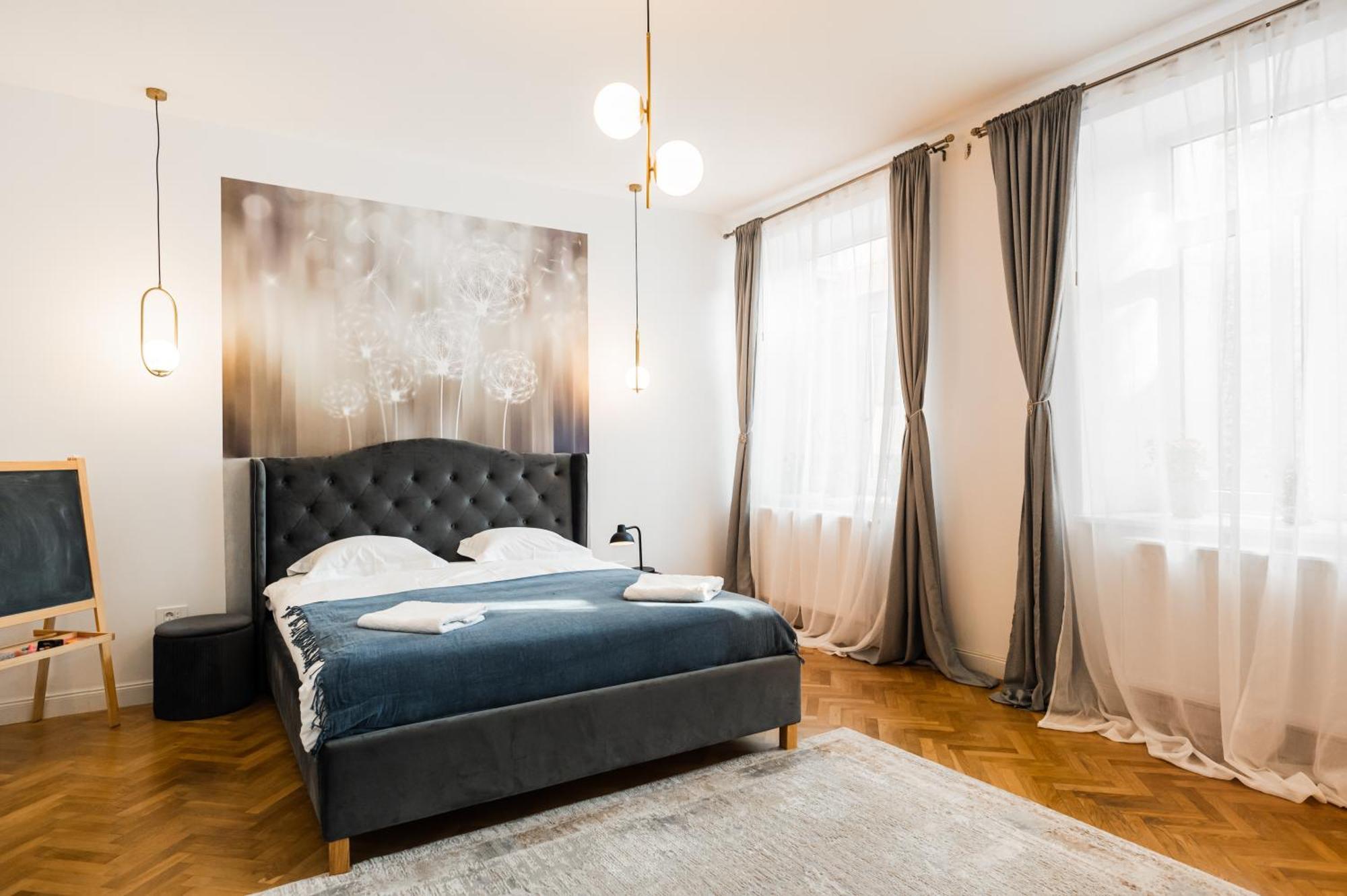 Appartamento Lara'S Loft Braşov Esterno foto